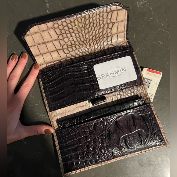 Brahmin Snakeskin Wallet NWT - Picture 4 of 6